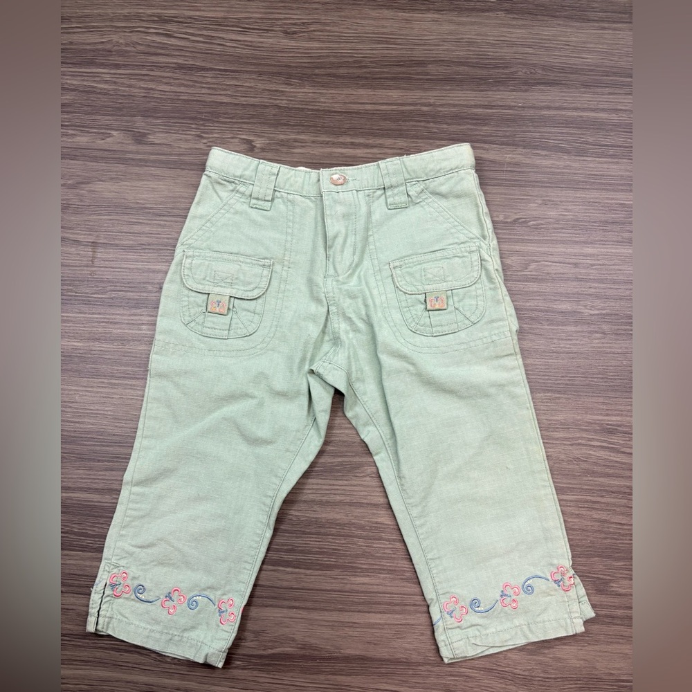 Girl’s Woolrich Bottoms Size 5 Green with Floral Pattern